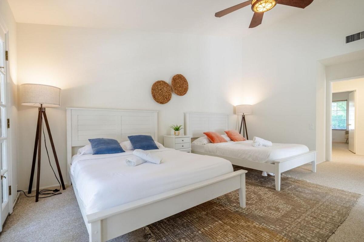 6 Minutes To Universal With Game Room, Heated Pool & Casa de férias *
