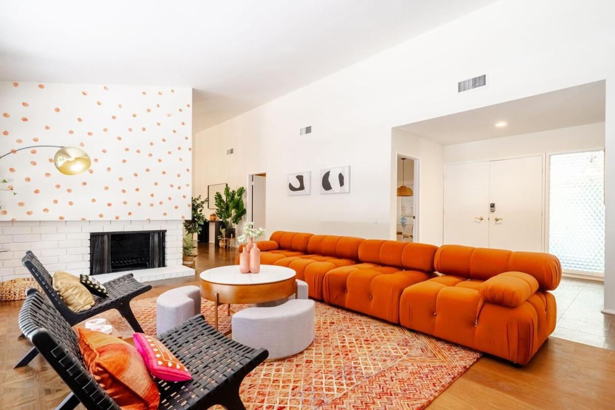 Casa de férias 6 Minutes To Universal With Game Room, Heated Pool & *