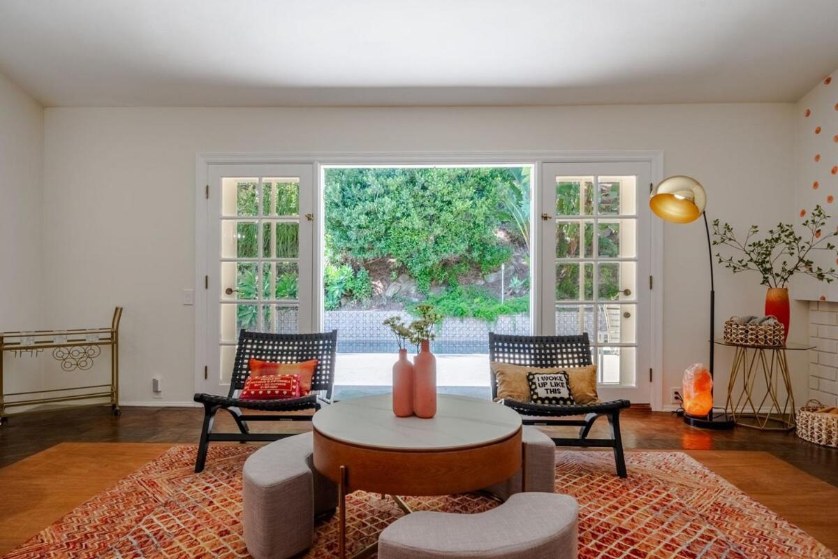 6 Minutes To Universal With Game Room, Heated Pool & *